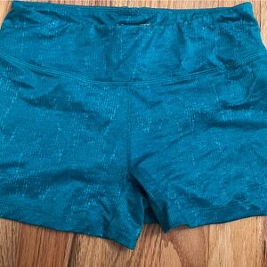 Under armour patterned spandex